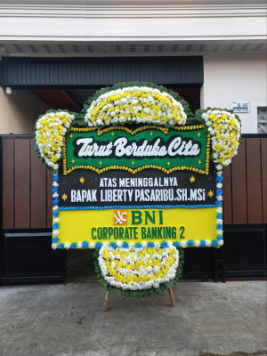 Papan Bunga Duka di Nangkakoneng