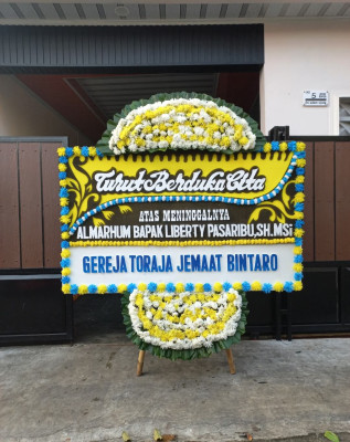 Papan Bunga Duka di Nangkakoneng