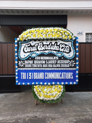 Papan Bunga Duka di Nangkakoneng